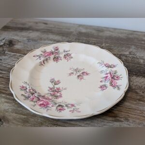 Antique Johnson Brothers Made In England Floral Plate 6.5" D